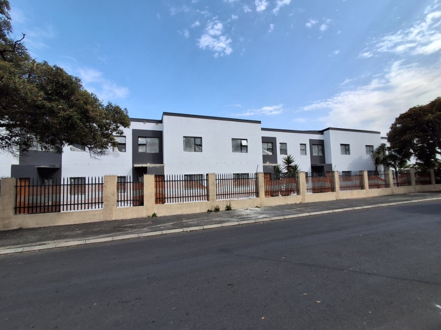 2 Bedroom Property for Sale in Ruyterwacht Western Cape
